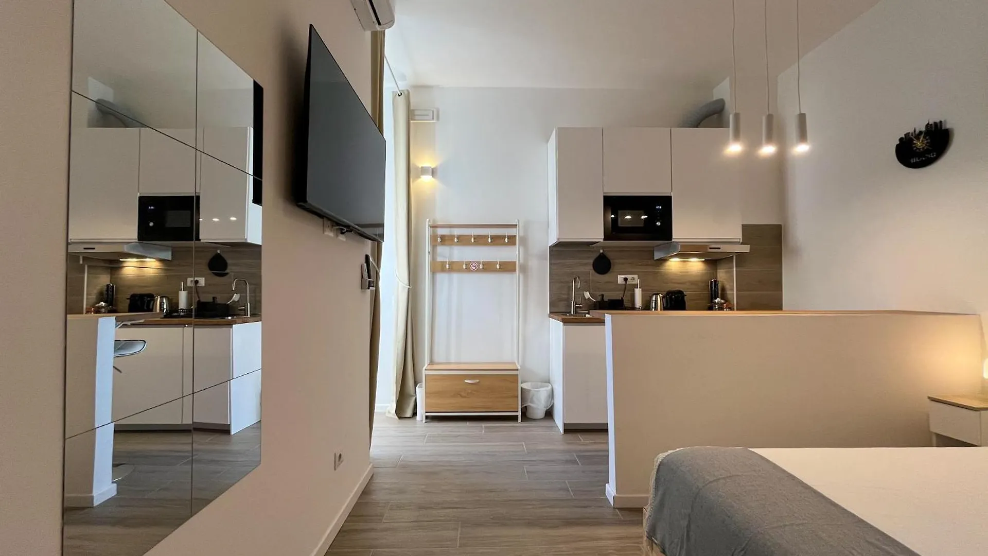 Mh Studios Milan Guest house