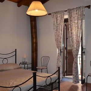 Il Cortiletto Apartment Syracuse